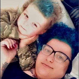 Meet your Posher, Kari